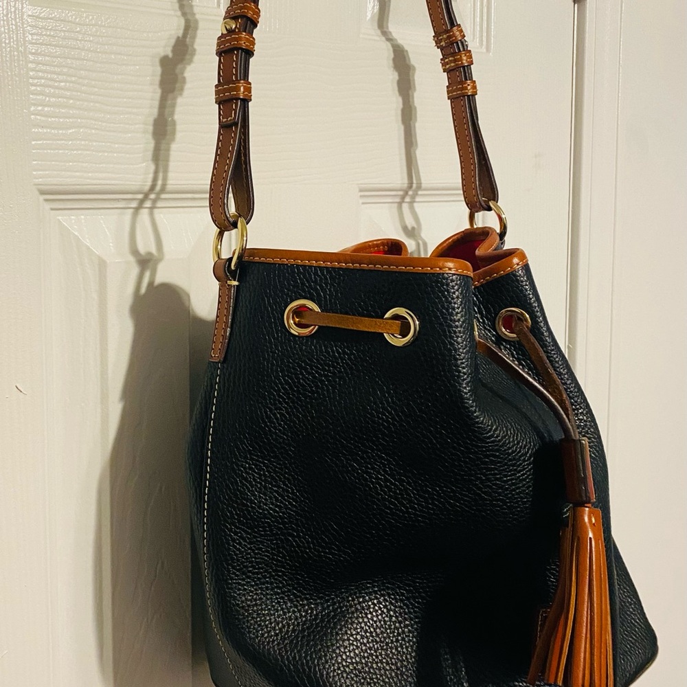 Dooney & Bourke Pebble Grain Drawstring Crossbody - Picture 4 of 11